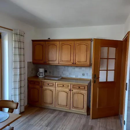 Hasselberger Apartment *